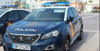 policia-identifica-91-ultras-procedentes-armas-blancas-palos