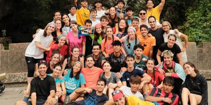 Jóvenes de Usera peregrinan a Covadonga en lugar de Roma por limitaciones económicas