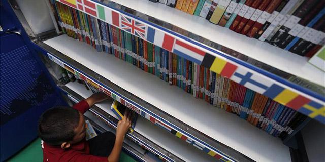 San Martín pone en marcha un programa pionero de préstamo de libros a domicilio