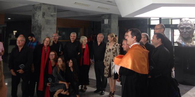 Cifuentes crea un nuevo sistema de becas universitarias en apoyo del estatal