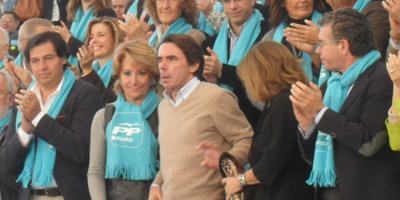 Lleno en la Plaza de Toros de Las Rozas en el mitin de Esperanza Aguirre y Jose María Aznar