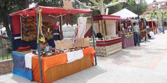 Sevilla la Nueva recibe al mercado medieval este fin de semana