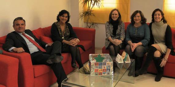 El alcalde de Majadahonda se reúne con el equipo directivo del CEIP Santa Catalina