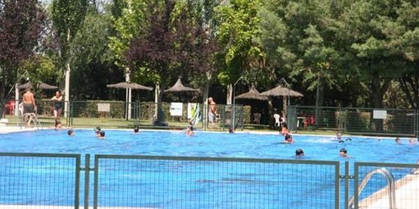 130612 piscina hector valero sevilla nueva