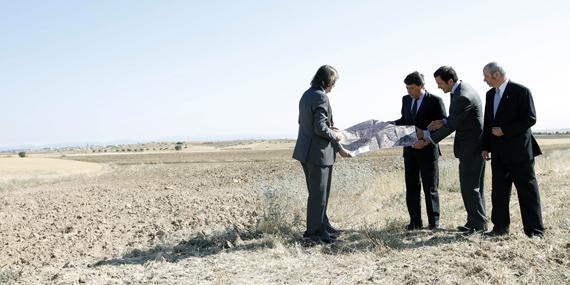 Ignacio González desliga Eurovegas del aeródromo del Suroeste