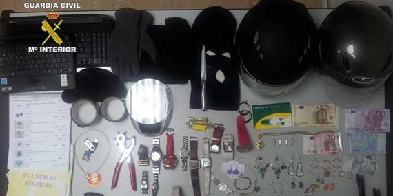 130709 robo muestrarios joyerias