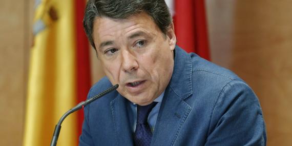 González espera que Rajoy aclare todo "sin desviar el tiro"