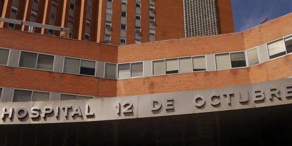 Muy grave un ciclista que chocó contra un turismo en el puerto de Canencia