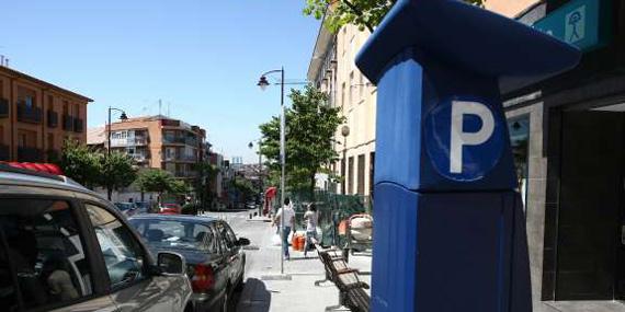 Los parquímetros no llegarán a Barajas y Carabanchel
