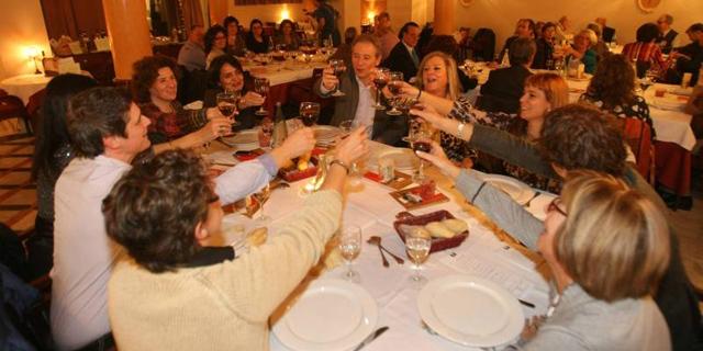 Casi dos millones de madrileños disfrutarán esta Navidad de una 'cena de empresa'