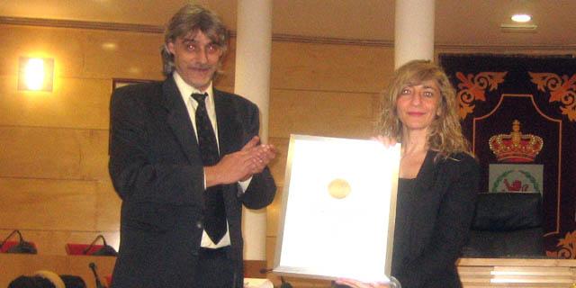 Entrega de diplomas de los cursos de salvamento y socorrismo a 25 alumnos en Coslada