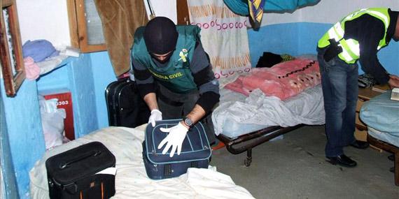 Más de 12 detenidos por la Guardia Civil en tres prostíbulos de Madrid