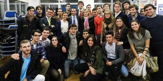 Victoria: “Apoyo a las nuevas generaciones, tienen mucho que decir”