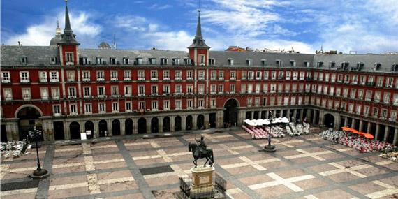 San Valentín: una ruta guiada por el Madrid de los Austrias para celebrarlo