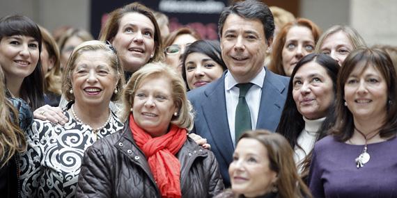 130307 gonzalez mujeres 01