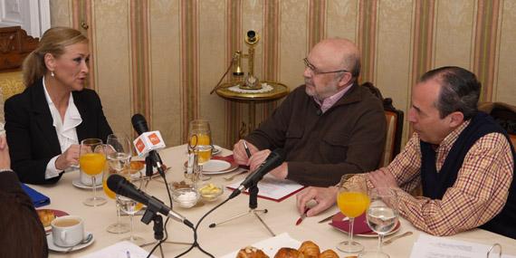 130321 cifuentes desayuno manifestaciones