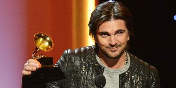 El colombiano Juanes estrena su autobiografía ‘Persiguendo al sol’