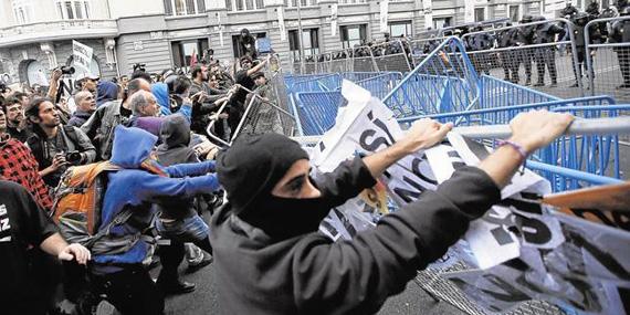 130413 radicales espana 25 abril