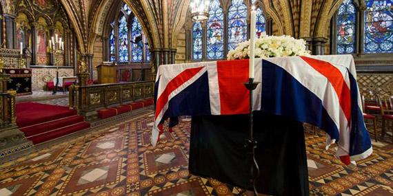 130417 aguirre thatcher politica