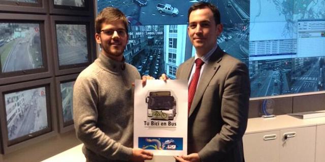 Proponen un sistema híbrido de bus y bici para reducir la contaminación