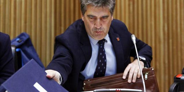 Cosidó releva a un mando de los antidisturbios de Madrid