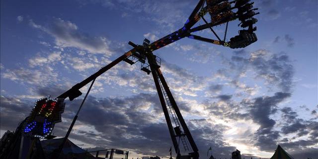 Dos detenidos por intentar estafar al seguro incendiando una atracción de feria