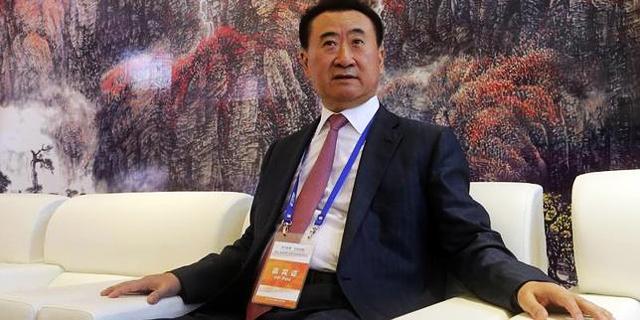 El grupo Wanda se reúne con Ignacio González para abordar su proyecto en Campamento