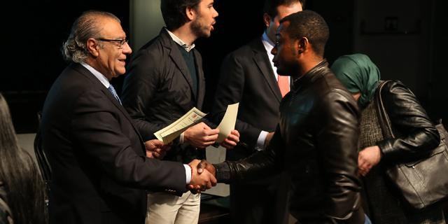 2.456 trabajadores inmigrantes aprendieron español en 2014