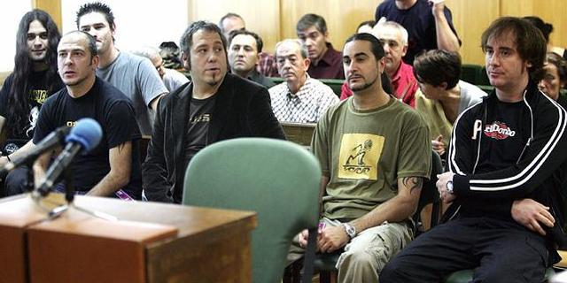 Cifuentes pide al fiscal que estudie prohibir un concierto de Soziedad Alkohólika