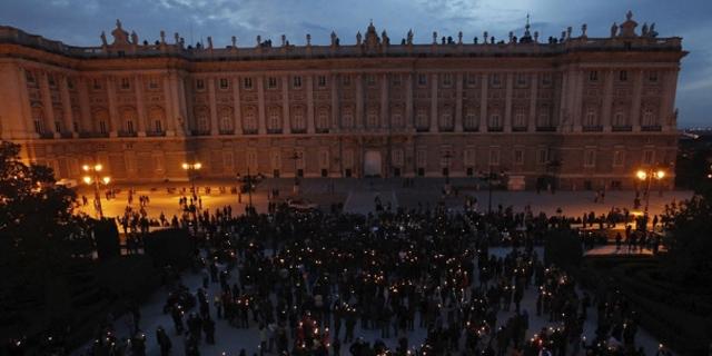 La Hora del Planeta: Madrid se apaga contra el 'cambio'