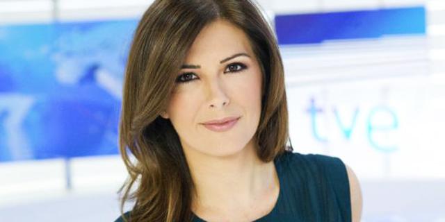 Dos detenidos por acosar a la presentadora Lara Siscar en las redes sociales