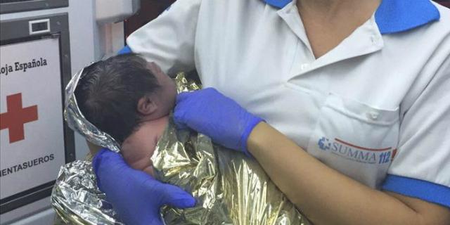 Una mujer de 18 años da a luz en su domicilio de Navalcarnero