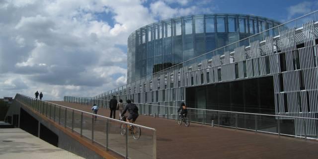  Alcorcón ofrece a Cifuentes el CREAA para un 'Silicon Valley' madrileño