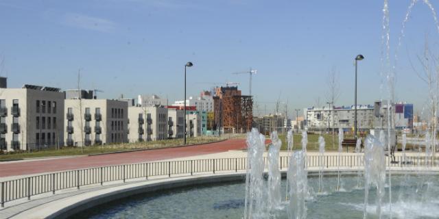 Móstoles elimina la tasa de basuras y aprueba la bajada del IBI para 2016