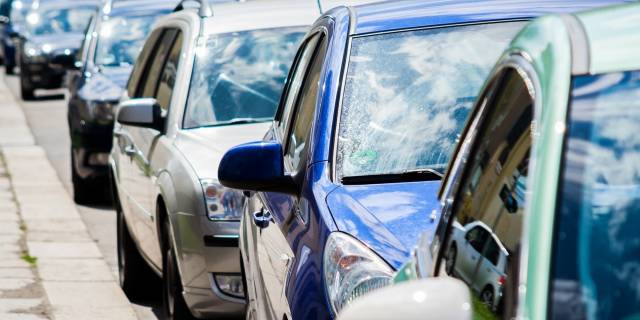 Un estudio demuestra que la conducta agresiva de un conductor es imitable por el resto