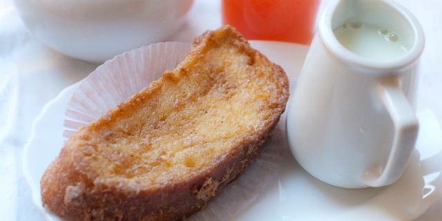 Diez sitios imprescindibles para comer torrijas en Madrid