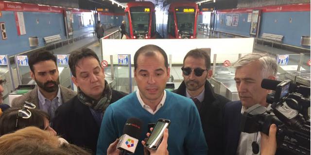 Aguado propone eliminar el Metro Ligero y sustituirlo por autobuses eléctricos