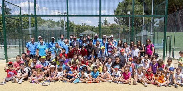La oposición de Majadahonda vota en bloque contra los campamentos deportivos de verano para 734 niños
