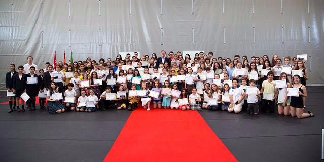 Ciento cuarenta alumnos de Boadilla, premiados por sus expedientes académicos y su compromiso social
