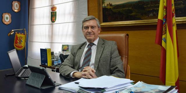 José Jover: "En Villaviciosa tenemos siete partidos y no es fácil ponerse de acuerdo" #Alcaldes1000