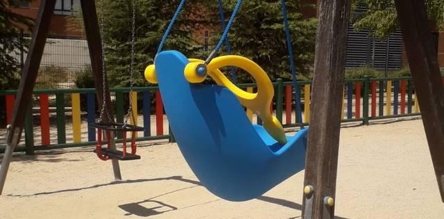 Majadahonda instala un columpio para niños con movilidad reducida