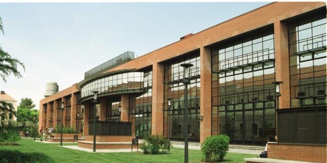 La Carlos III suspende la celebración de una misa del obispo de Getafe en el acto inaugural de una asociación católica