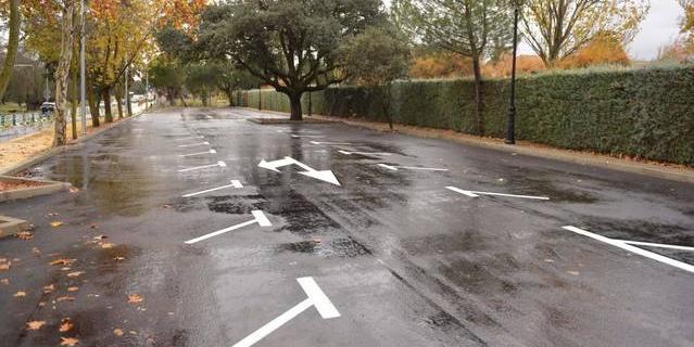 Boadilla finaliza la construcción de 64 nuevas plazas de aparcamiento frente al polideportivo Ángel Nieto