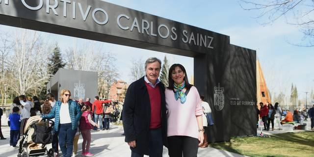 Susana Pérez Quislant y Carlos Sainz inauguran el parque deportivo en Pozuelo
