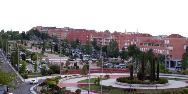 Las Rozas minimiza los plazos para la apertura de negocios mediante un solo documento