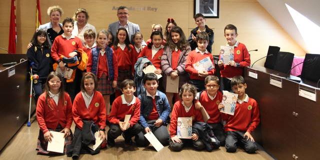 Los escolares de Arganda visitan el Ayuntamiento en la actividad “Un día con tu alcalde”