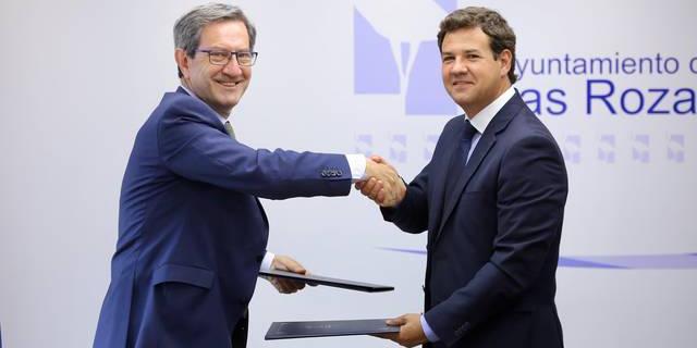 Las Rozas firma un convenio para la implantación del modelo de Smart City y el soterramiento de los cables aéreos
