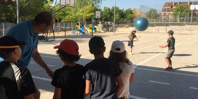 Los niños disfrutan de los Campamentos Urbanos de Sevilla la Nueva