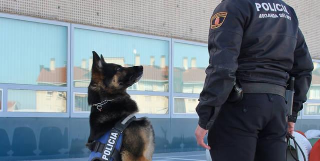 La Policía Local de Arganda inicia una campaña contra las drogas en los centros de secundaria
