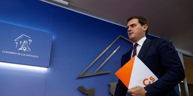 Rivera anuncia su dimisión como presidente de Ciudadanos y se retira de la política